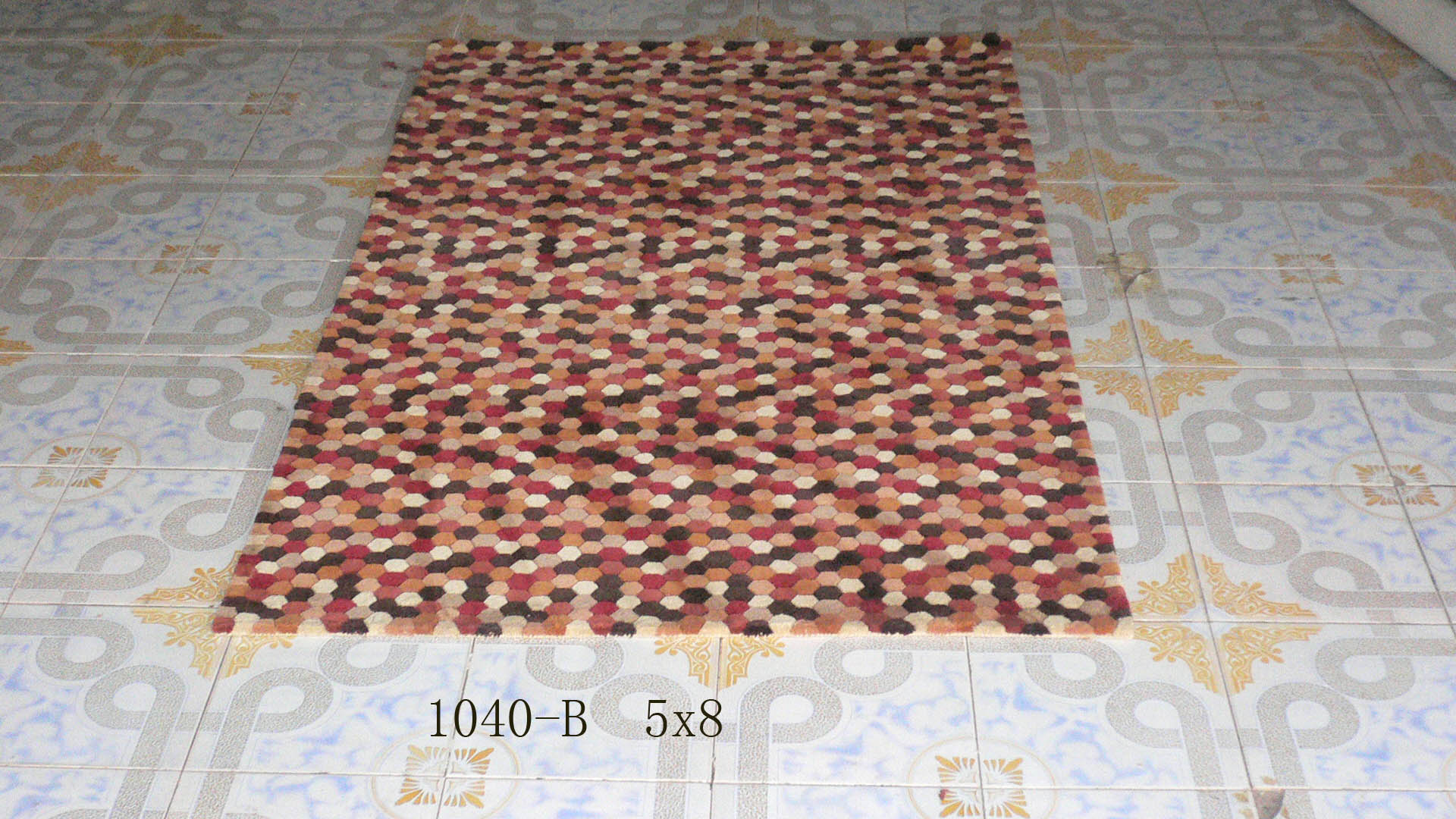Red Popular Design Acrylic Hand Tufted Carpets