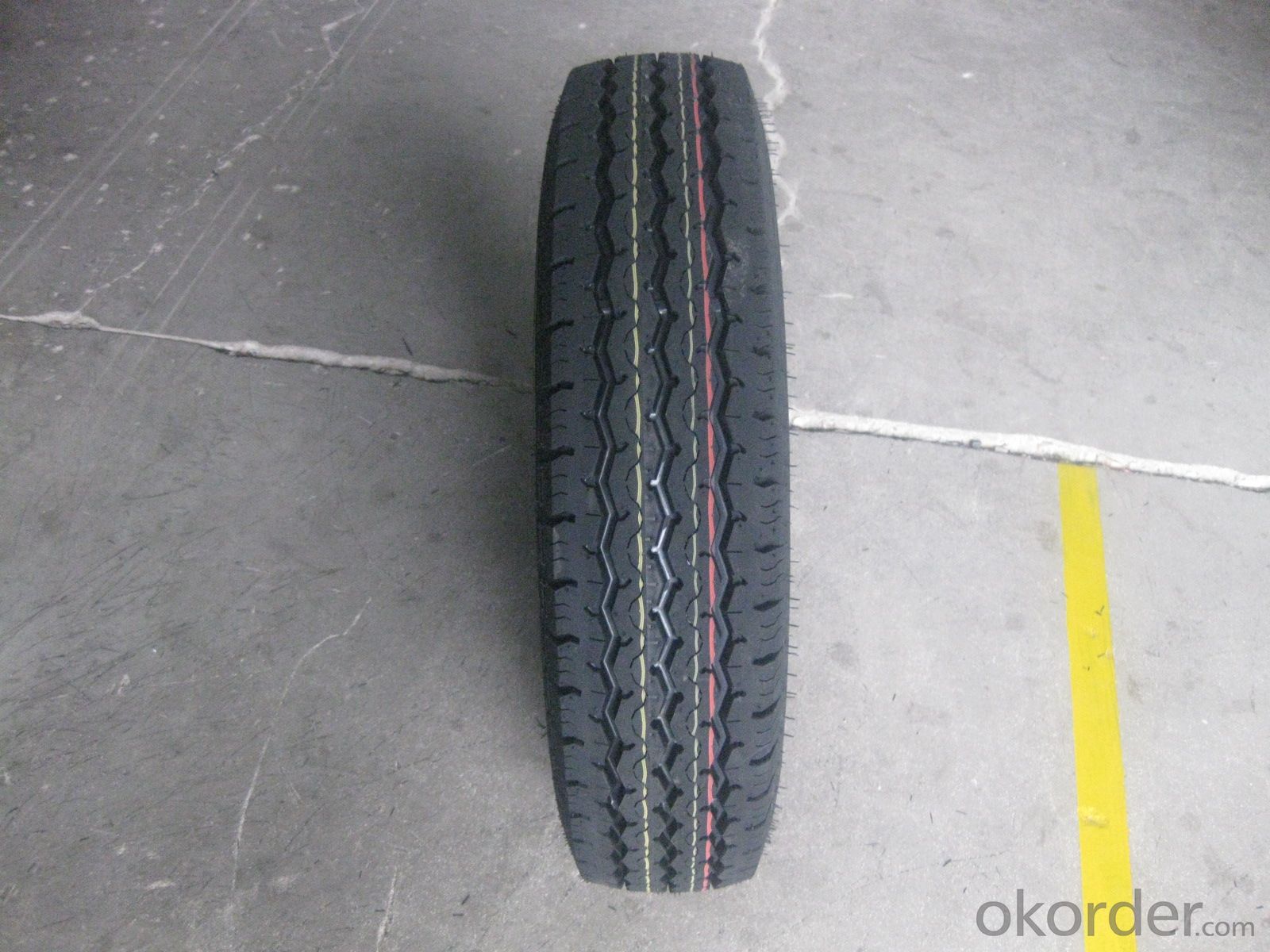 Light Truck and Bus Radial Tyre 600R14 TL LRP136