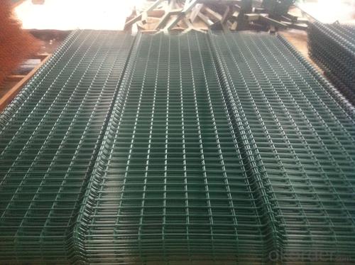 Welded Wire Mesh Fence Panel System 1