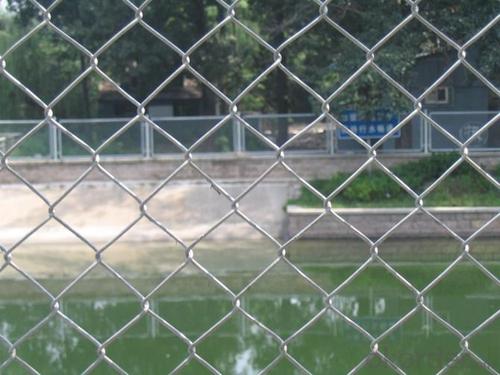 Galvanized Chain Link Fence System 1