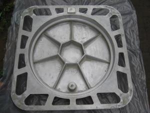 Ductile cast iron manhole cover C250