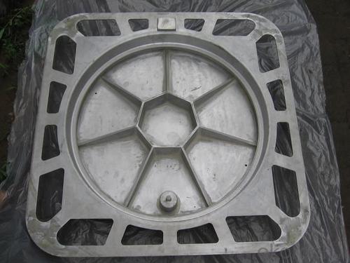 Ductile cast iron manhole cover C250 System 1