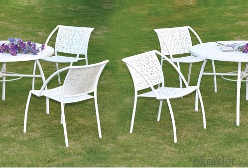 Outdoor White Garden Chair System 1