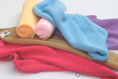 Microfiber cleaning towel for directly touching skin