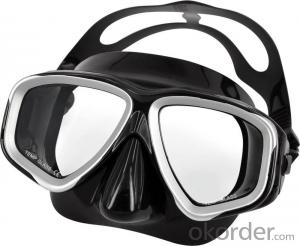TEMPERED GLASS SWIM MASK for deep swimming