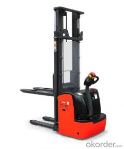 Power stacker with straddle legs--CLR15 series System 1