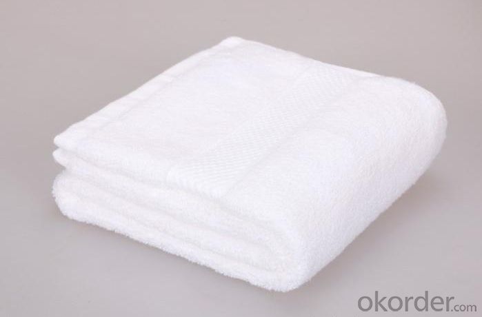 Microfiber towel for household cleaning in pure white