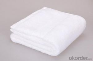 Microfiber towel for household cleaning in pure white