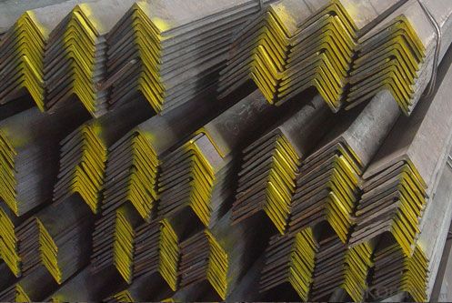 Unequal Angle Steel Hot Rolled Unequal Perforated Steel Angle Iron