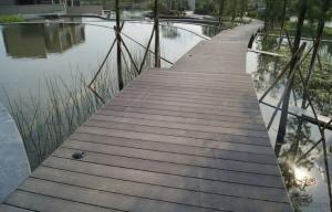 Timber Decking / laminated Wooden Floorings/Out Decking