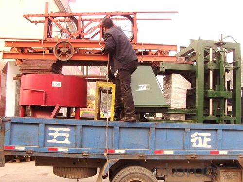 Full Automatic Concrete Hollow Brick Machine for Big Size of Bricks and Blocks  QTJ4-26 System 1