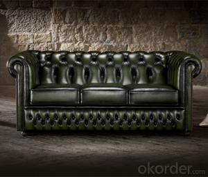 Ellington Chesterfield Sofa Used in Living Room