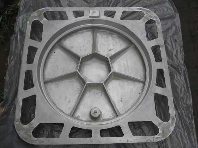 Manhole Cover EN124 GGG40 Ductule Iron C250 Bitumen