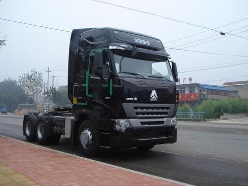 Tractor  HOWO-A7 6X4 Truck with 420HP System 1