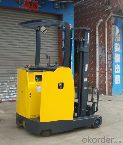 Electric Reach Stacker Triple Mast (CQDM12/15) System 1