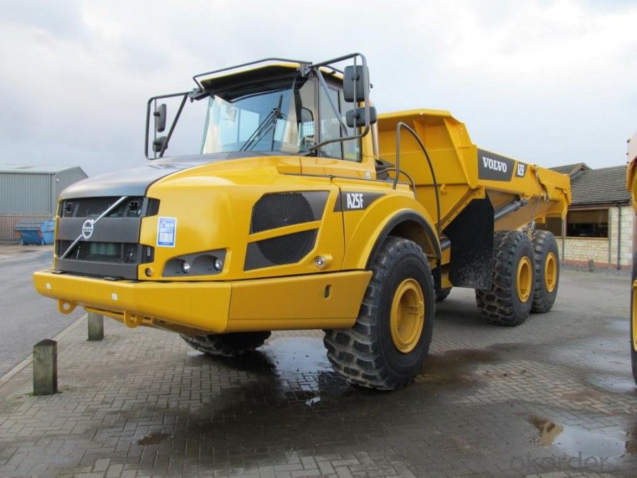 Dump Truck with 380HP8*4 18m3 30-50ton