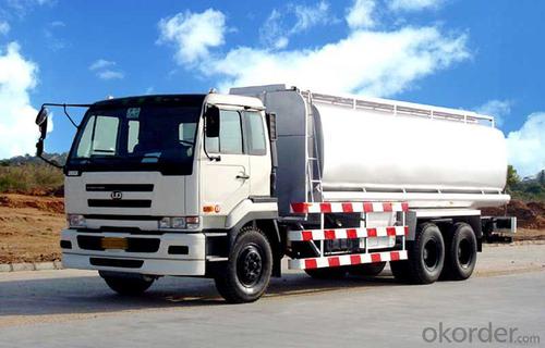 Fuel Tank Truck Heavy Duty 375HP 8X4 System 1