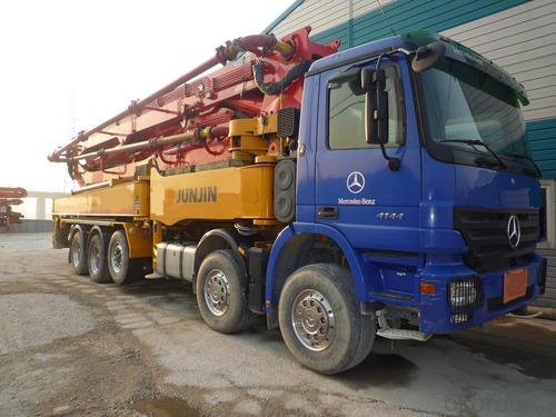 Concrete Pump Trucks Hjc5320thb  Range  Boom Pump System 1