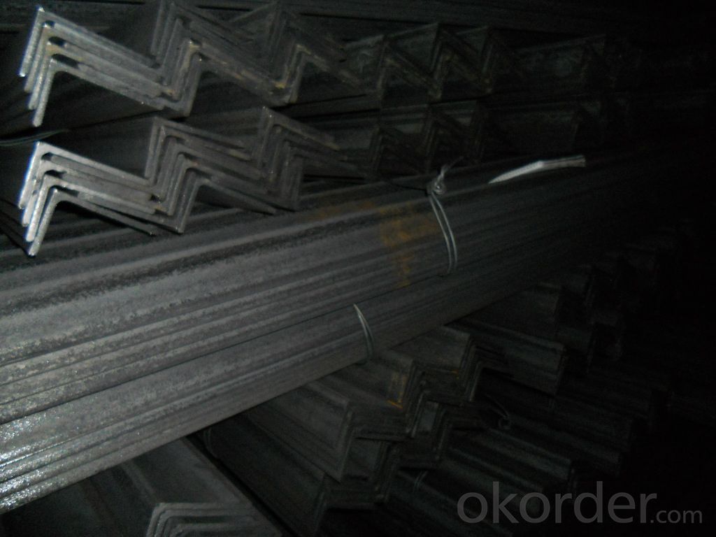 Steel Angle Unequal Angle Made in China with High Quality for Construction