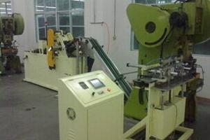 Two Pieces Cans Automatic Machine For Cans Making System 1