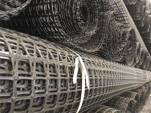 Tenax Lightweight Geogrids for Civil Engineering Construction System 1