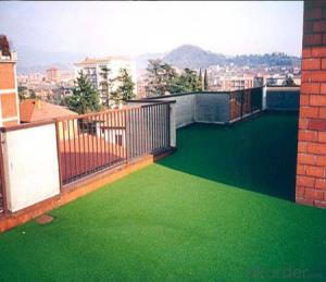 Green artificial lawn used on the roof