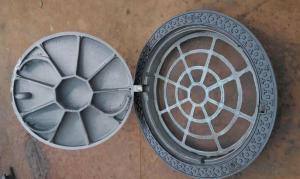 Ductile Iron Manhole Cover with High Quality  in Square and Round System 1