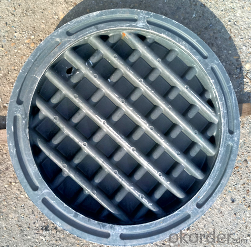 Ductile Iron Manhole Cover D400 B125 with  New Style EN124 Standard System 1