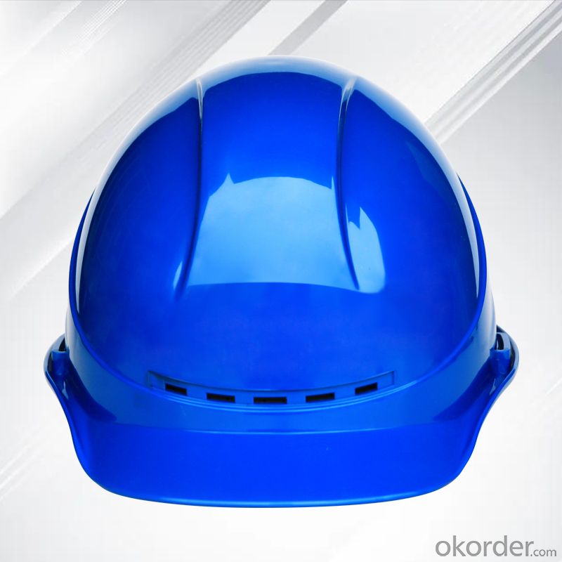 Four-sided breathable crimped helmet
