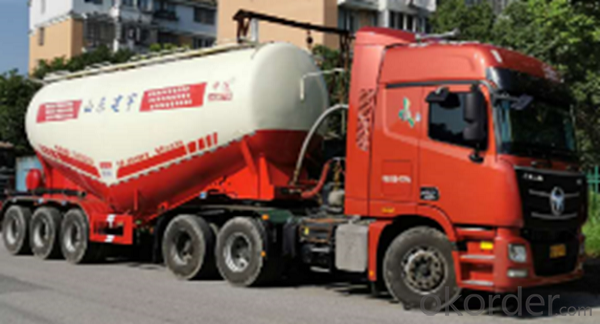 FOTON cement powder tanker truck